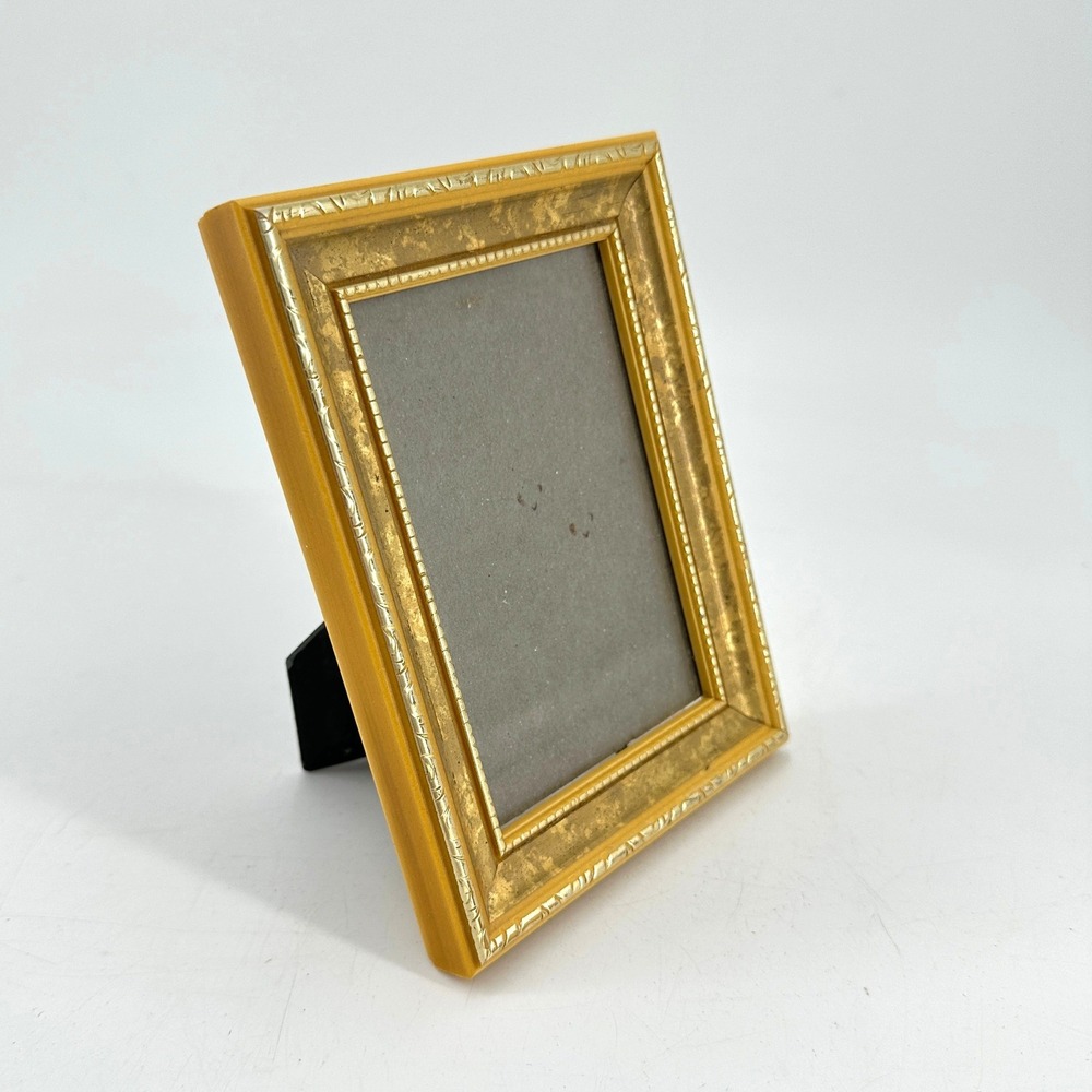 Vintage Style Gold Tone Ornate Tabletop Picture Frame 3.5x5 Rectangular Classic